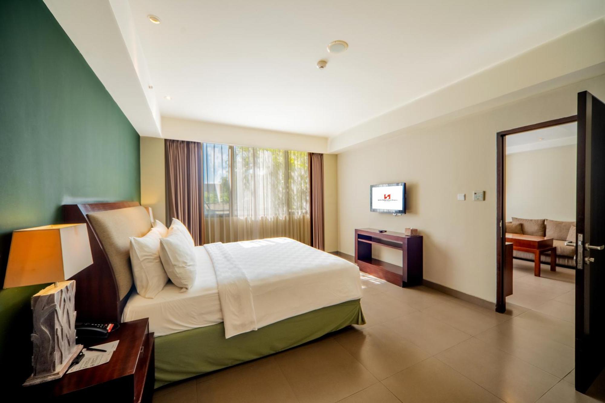 Swiss-Belhotel Rainforest Kuta Lombok Exterior foto